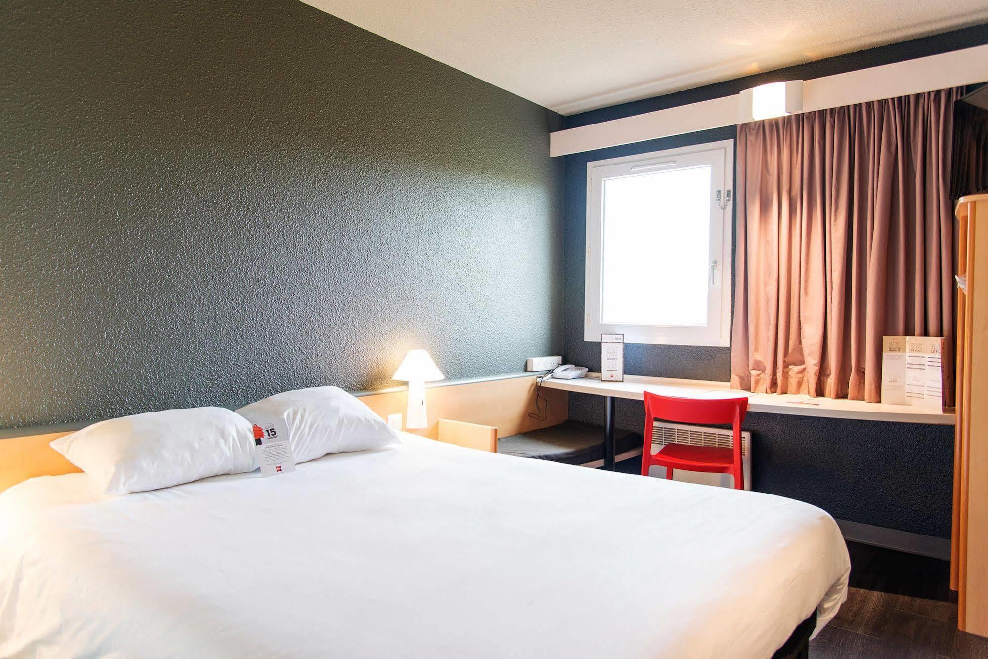 Hotel Ibis Falaise Coeur De Normandie